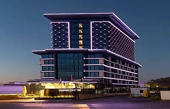  Otel DIş Görünümü